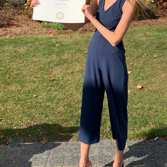 Navy banana republic jumper - Picture 1 of 4